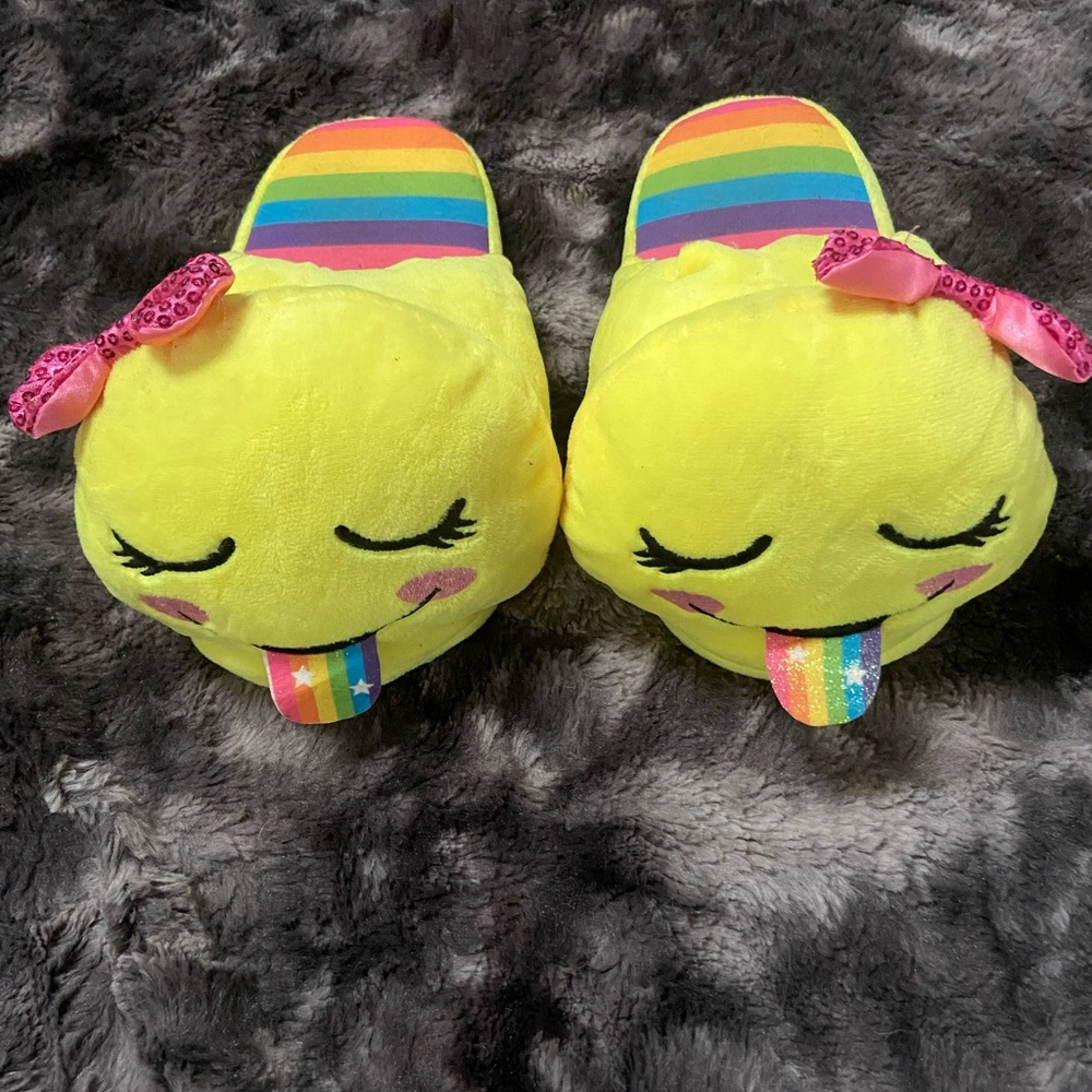 Justice slippers